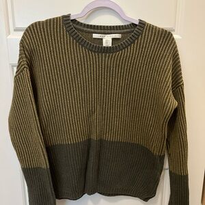 Max Studio Olive and Dark Green Women's Sweater